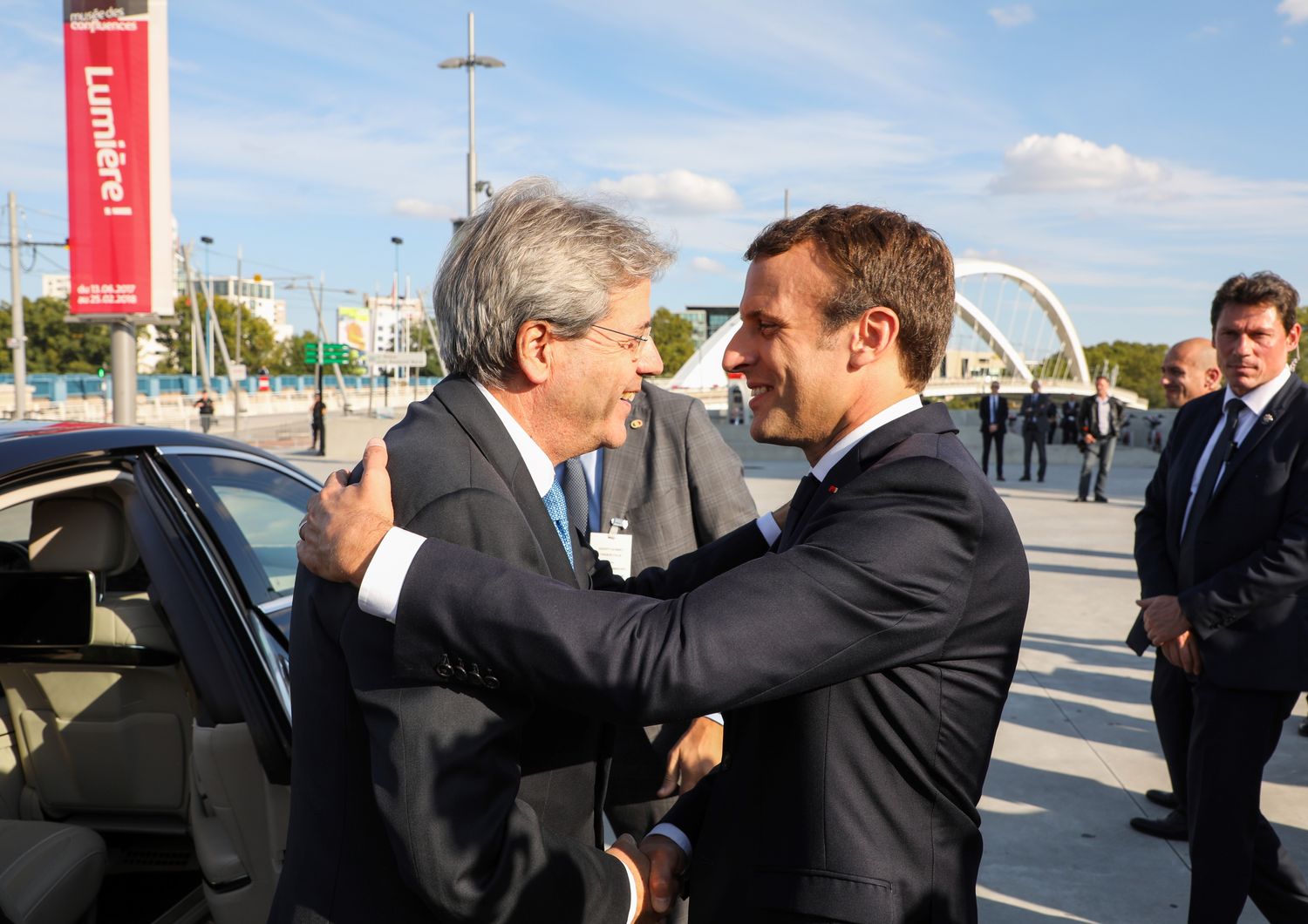 &nbsp;Macron accoglie Gentiloni a Lione