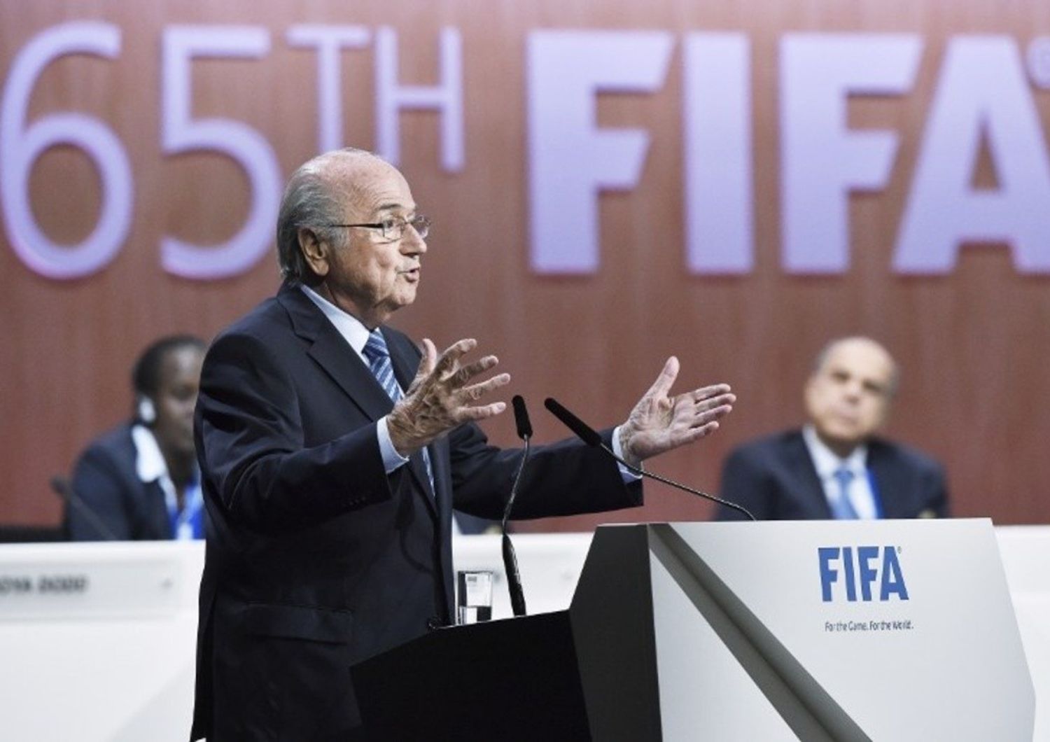 Fifa: Blatter rieletto presidente Il principe Ali abbandona la corsa