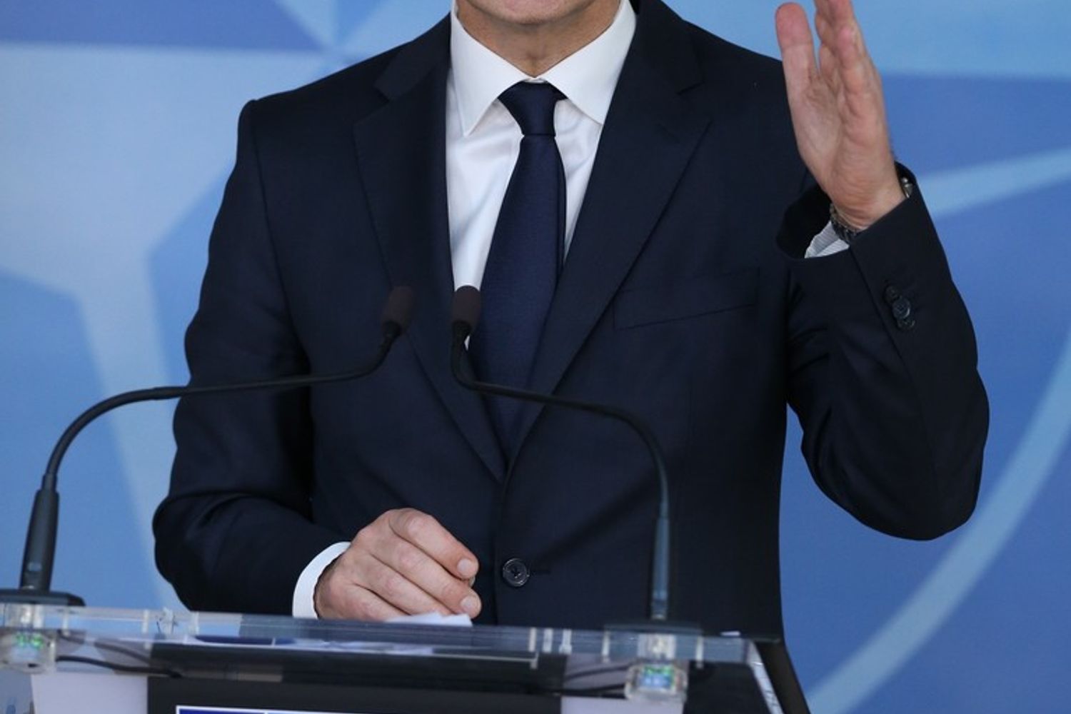 Il segretario generale e primo ministro norvegese Jens Stoltenberg (Afp)&nbsp;