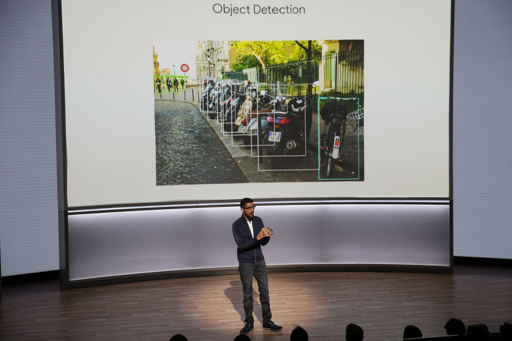 L'ad di Google, Sundar Pichai, durante la presentazione