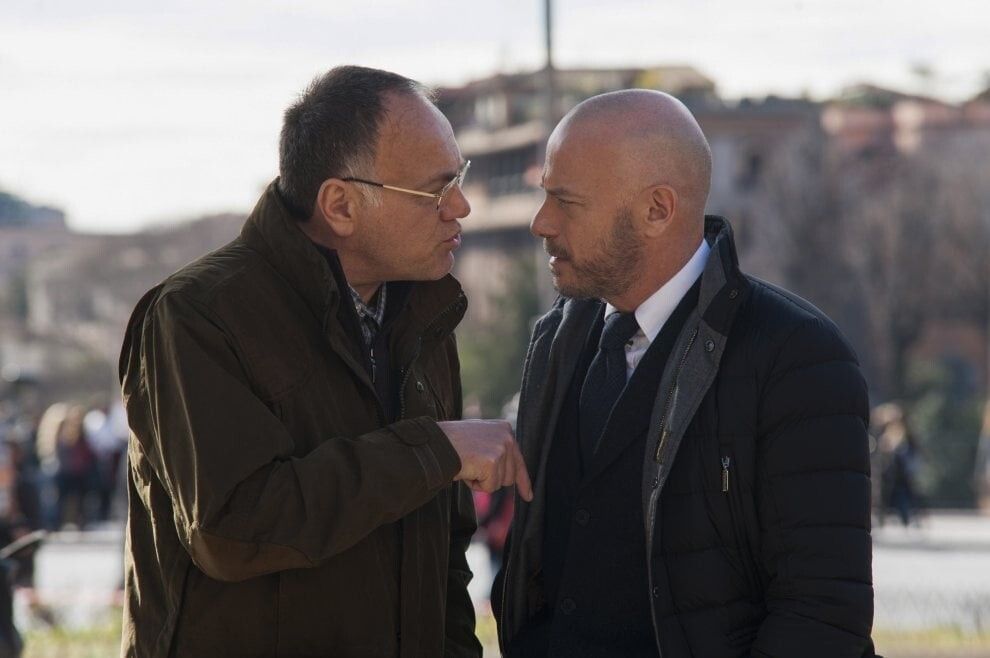 Francesco Acquaroli e Filippo Nigro - foto di scena di Suburra la serie Netflix