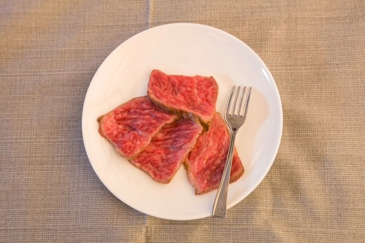 &nbsp;Carne wagyu scottata