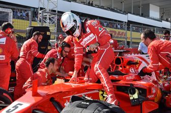 &nbsp;Sebastian Vettel costretto al ritiro a Suzuka