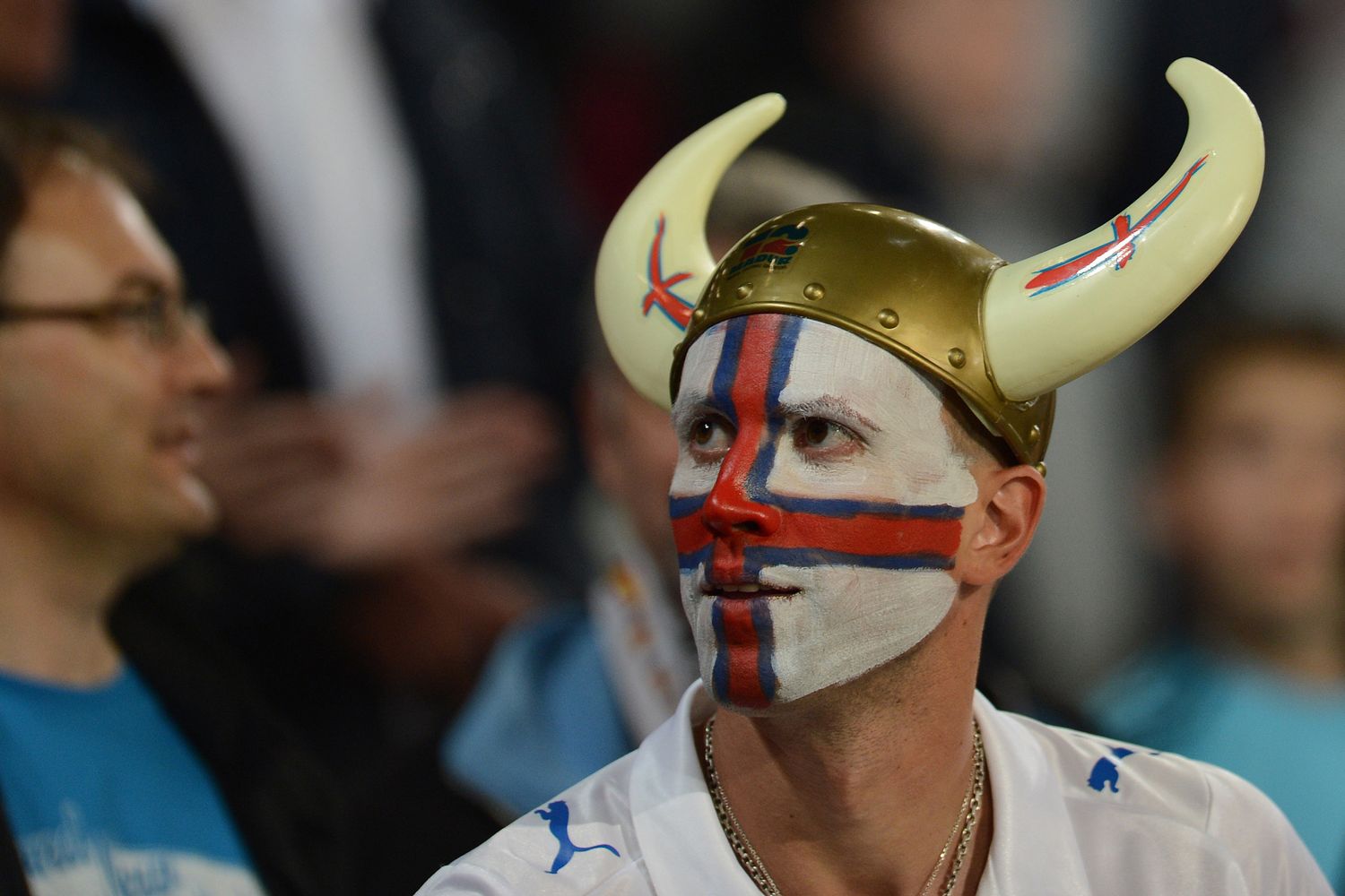 Un tifoso della nazionale delle Faroer durante i gironi di qualificazione per i mondiali di calcio del 2014