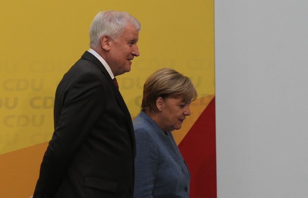 &nbsp;Horst Seehofer e Angela Merkel