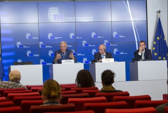 Michel Barnier e  Matti Maasikas &nbsp;