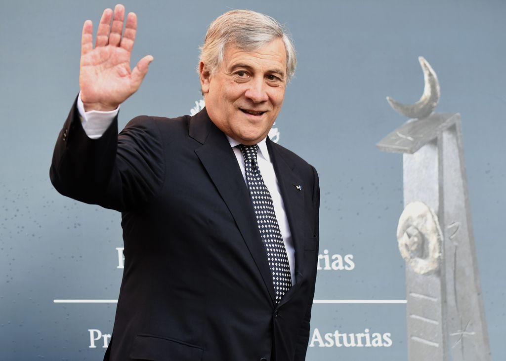 &nbsp; &nbsp;Antonio Tajani