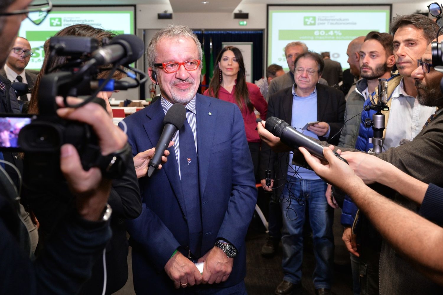 &nbsp;Roberto Maroni