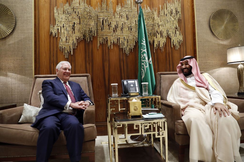 &nbsp;Il segretario di Stato Usa, Rex Tillerson, con il principe Salman
