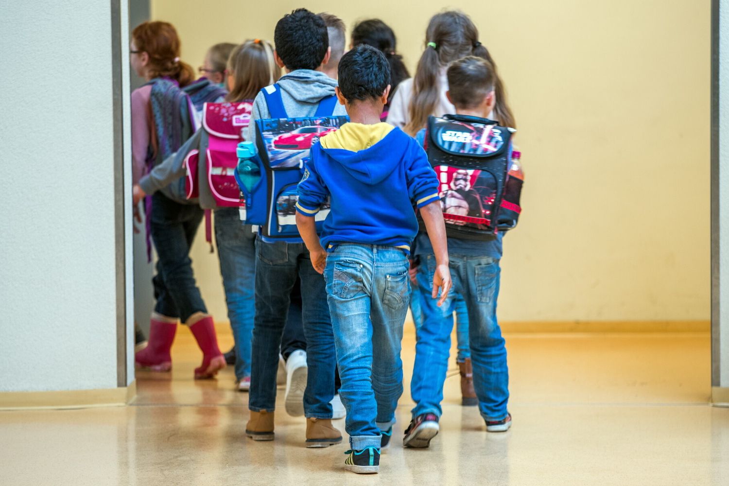 &nbsp;Bambini all'uscita da scuola