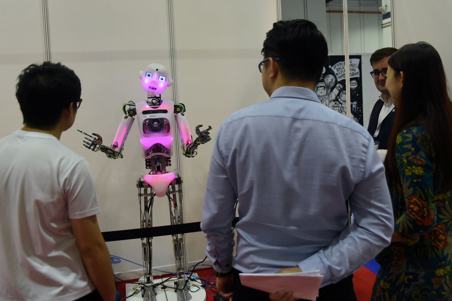 &nbsp;Un robot esposto alla edizione 2017 del Singapore International Robo Expo