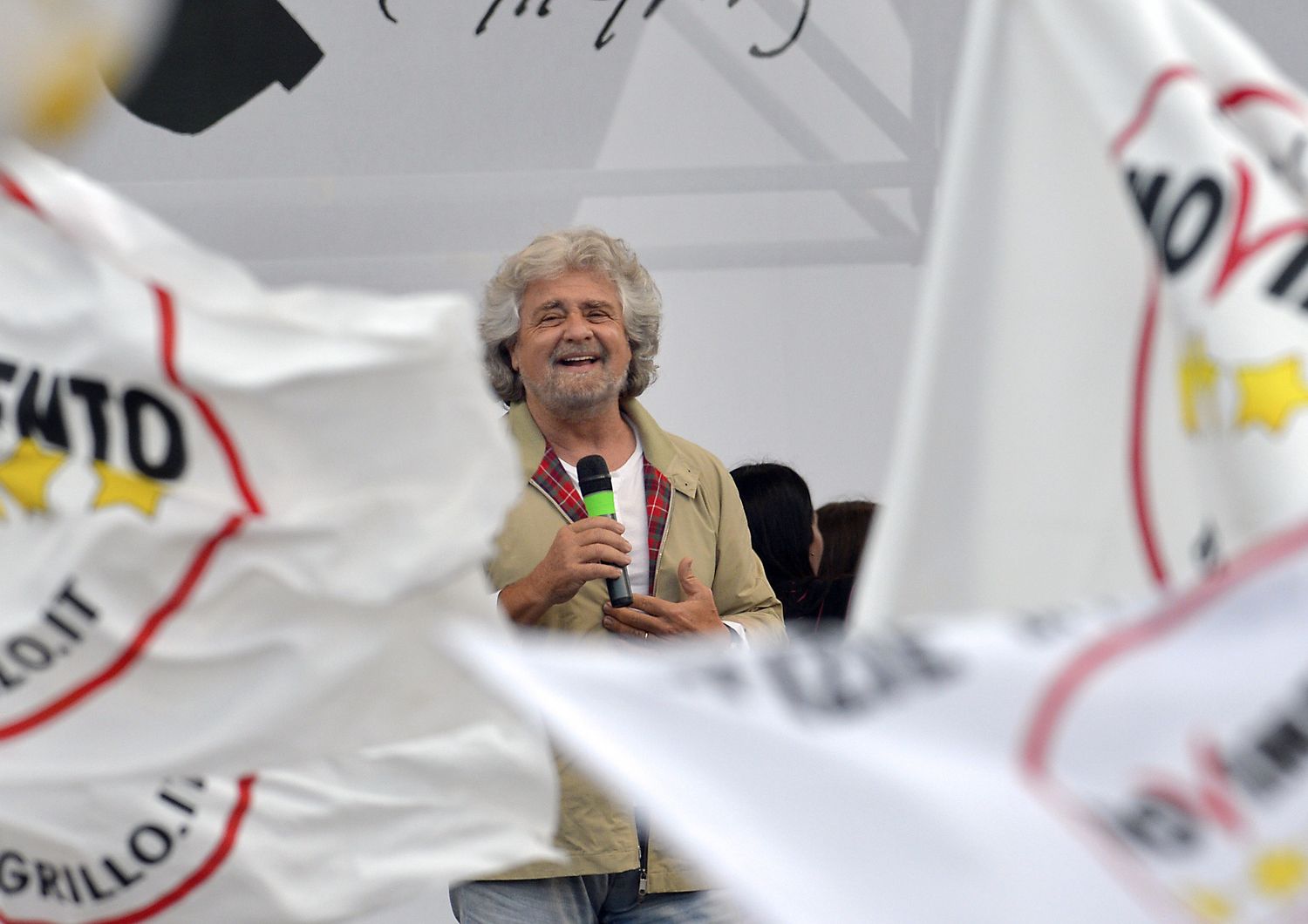 &nbsp;Beppe Grillo in un manifestazione in Sicilia