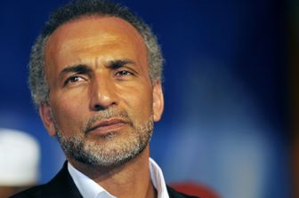 Stupratore e antisemita o uomo del dialogo con l&#39;Islam? Chi &egrave; davvero Tariq Ramadan