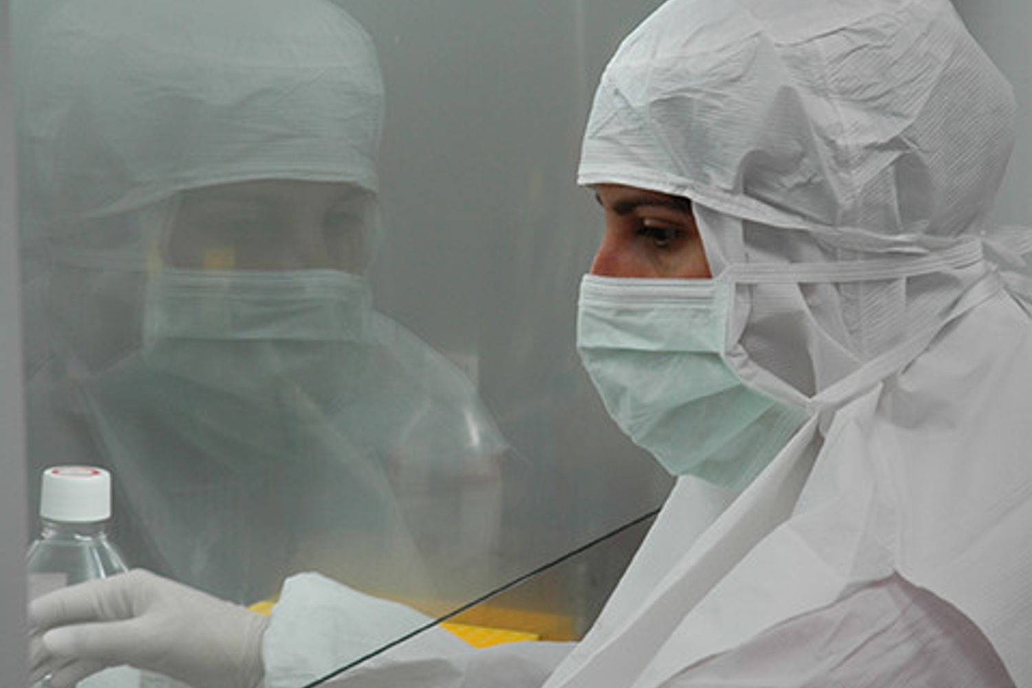 Biotecnologo al lavoro