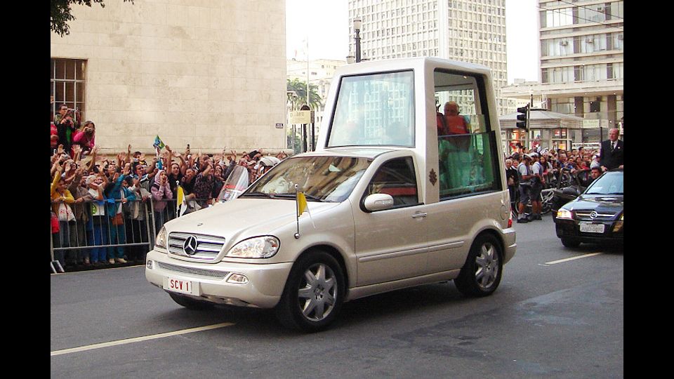 La Mercedes-Benz ML 430 blindata in servizio dal&nbsp;2002&nbsp;al&nbsp;2012&nbsp;