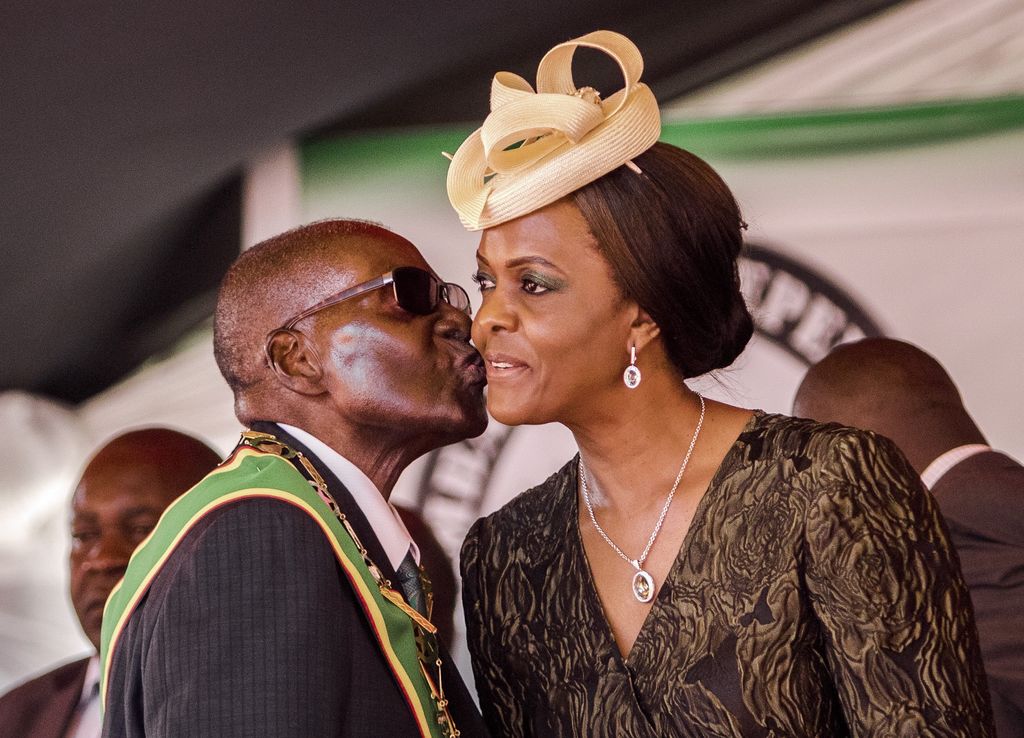 &nbsp;Mugabe e la moglie Grace