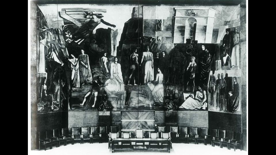 Mario Sironi,&nbsp;L&rsquo;Italia tra le Arti e le Scienze -&nbsp;Parete di fondo con il dipinto murale di Sironi (1935) in una foto d&rsquo;epoca&nbsp;