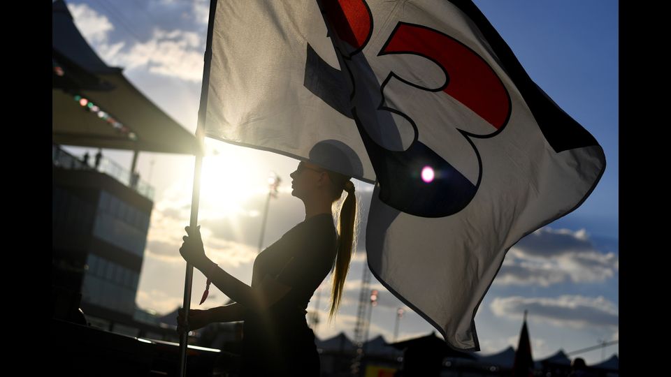Il Gran Premio di Formula 1 di Abu Dhabi sul circuito di Yas Marina si chiude con la vittoria di Bottas davanti a Hamilton, chiude il podio Vettel. 26 novembre 2017