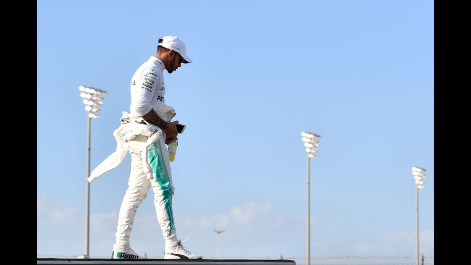 Il Gran Premio di Formula 1 di Abu Dhabi sul circuito di Yas Marina si chiude con la vittoria di Bottas davanti a Hamilton, chiude il podio Vettel. 26 novembre 2017