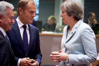 &nbsp;Donald Tusk e Theresa May