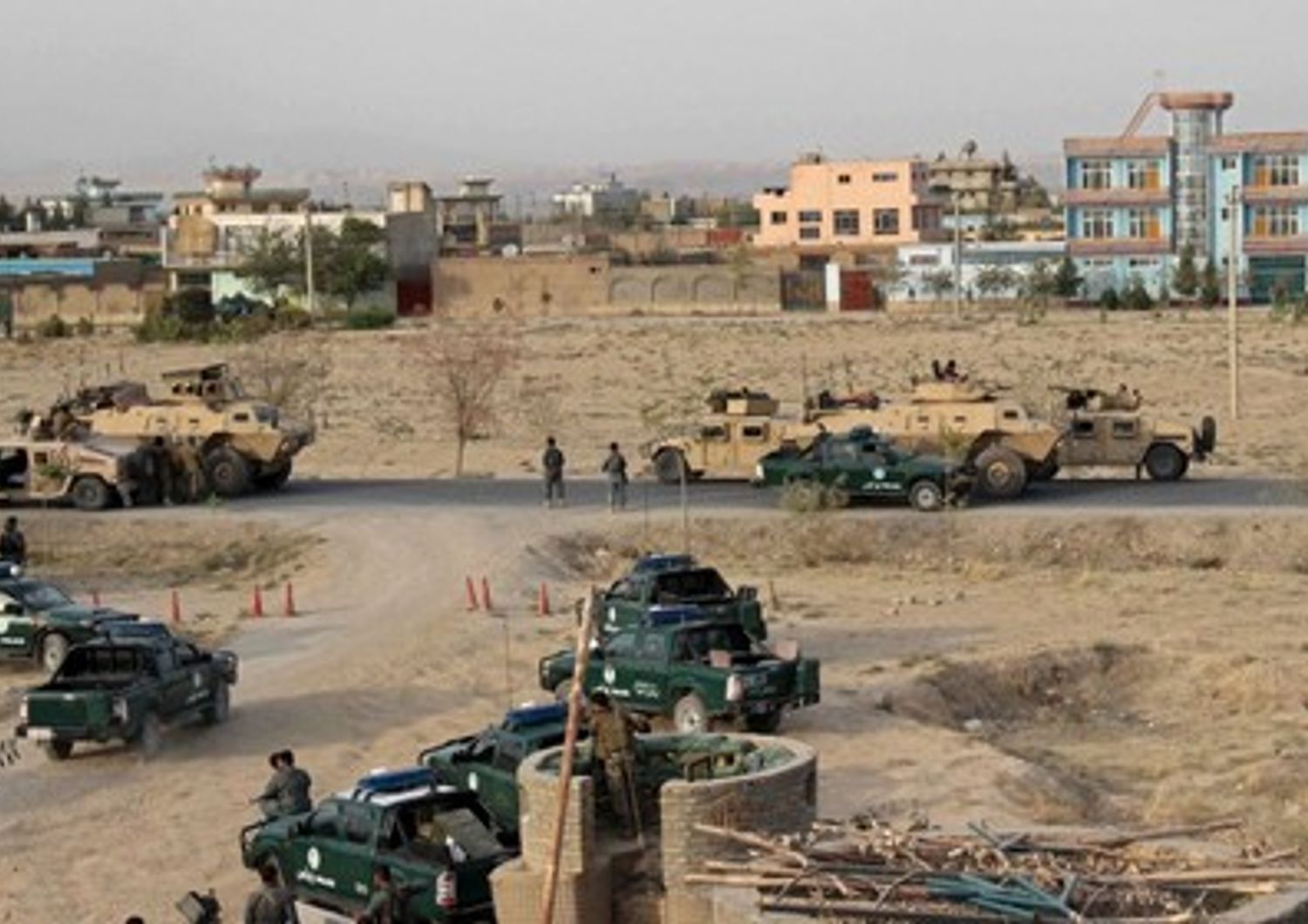 Afghanistan: Nato, jet Usa hanno colpito per errore ospedale di Msf a Kunduz, 3 morti e oltre 30 dispersi