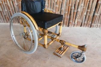 Come funzionano le biciclette e le sedie a rotelle di bamb&ugrave; made in Ghana