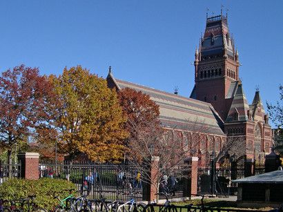 &nbsp;Universit&agrave; di&nbsp;Harvard (wikipedia)