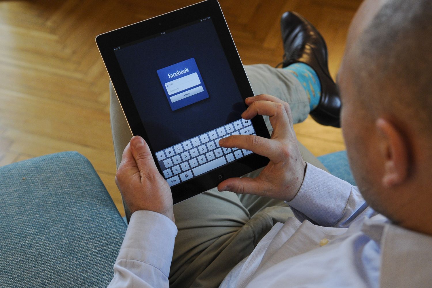 &nbsp;Social network