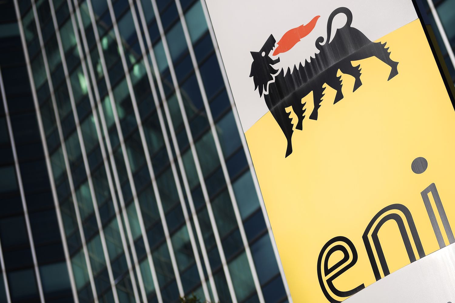 &nbsp;Eni