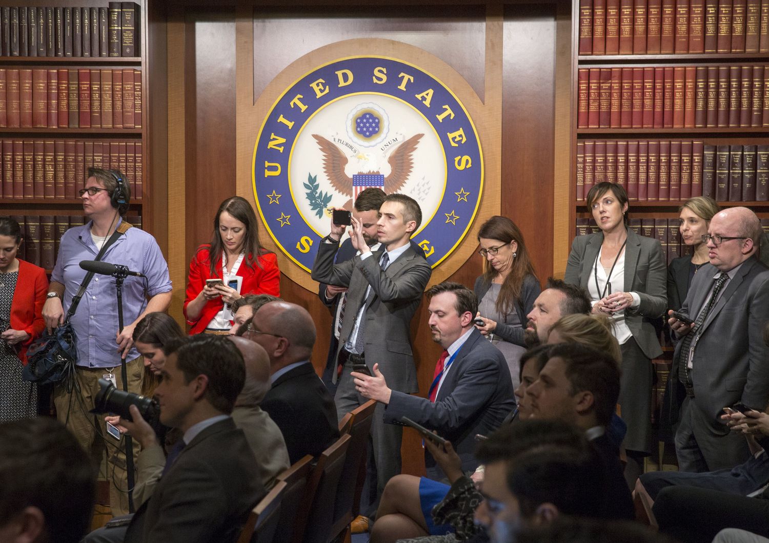 Conferenza stampa dopo il voto sulla riforma fiscale a Washington, DC &nbsp;