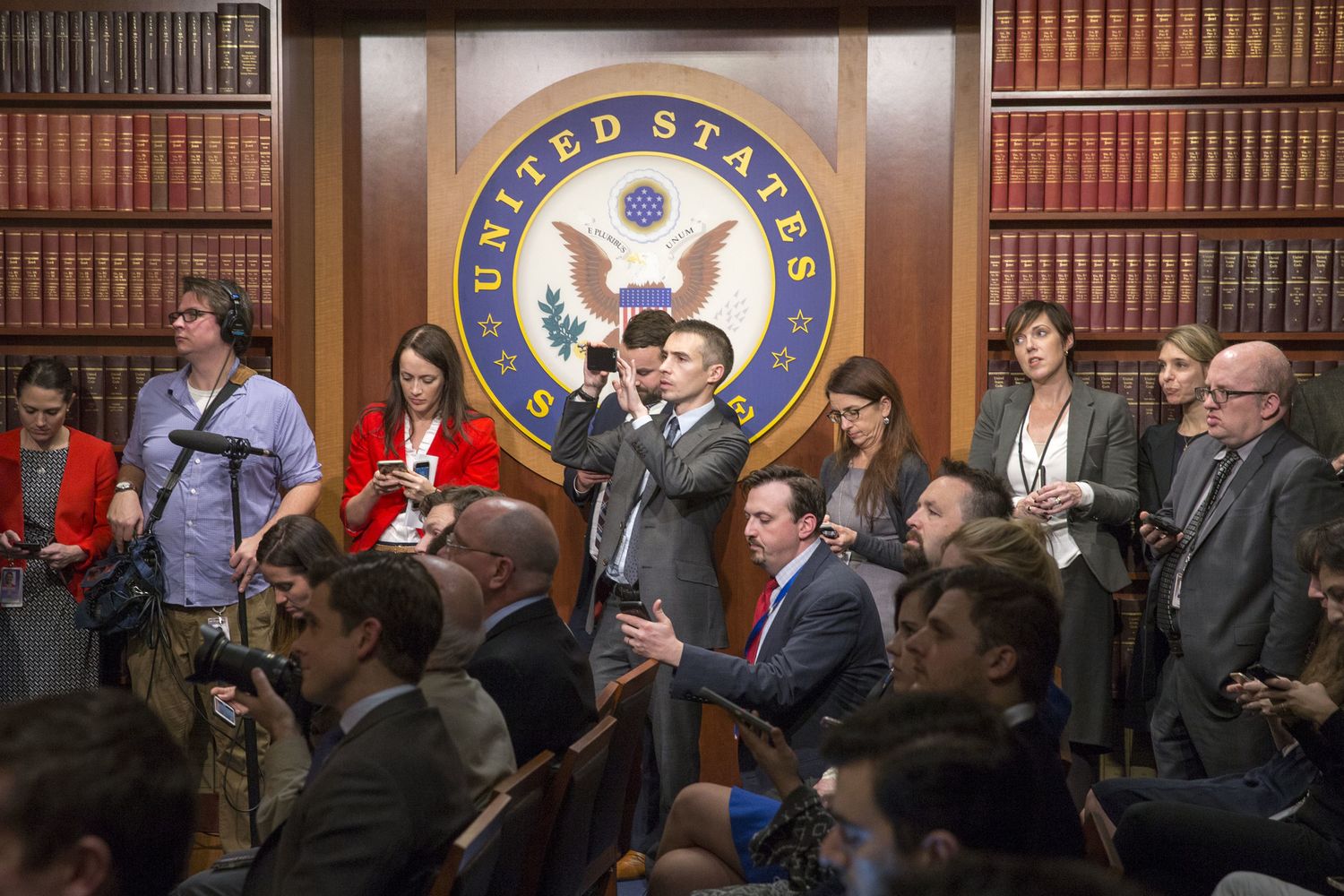 Conferenza stampa dopo il voto sulla riforma fiscale a Washington, DC &nbsp;