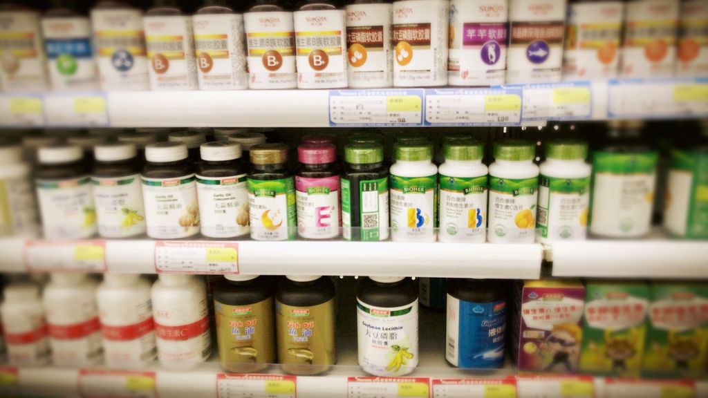 &nbsp; Farmacia di Pechino, Alessandra Spalletta