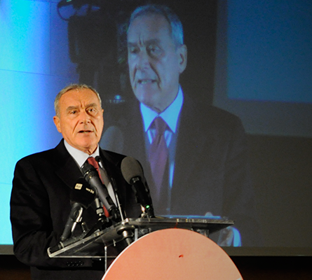 &nbsp;Pietro Grasso durante l'assemblea di Liberi e Uguali