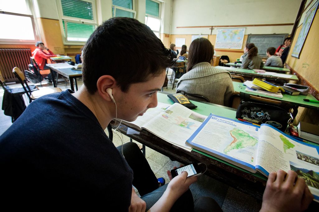 &nbsp;cellulare in aula (AGF)