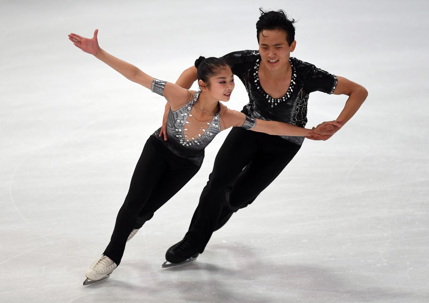Chi sono i due pattinatori nordcoreani che gareggeranno alle Olimpiadi invernali