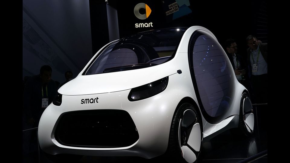&nbsp;La Mercedes Smart Vision EQ