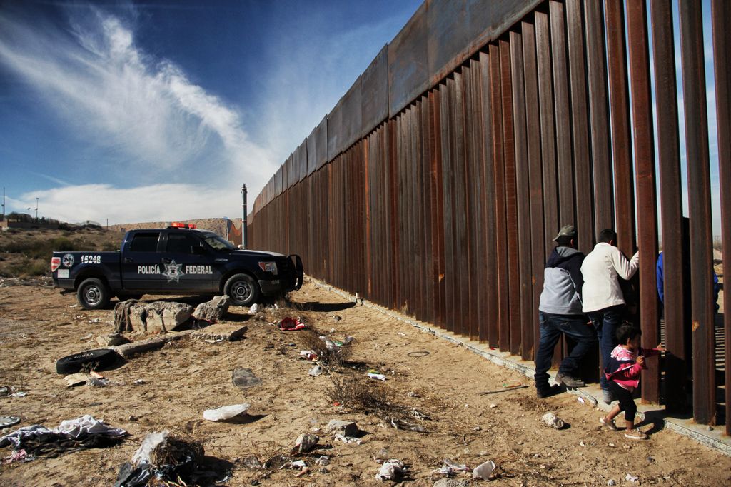 Il muro con il Messico (AFP)