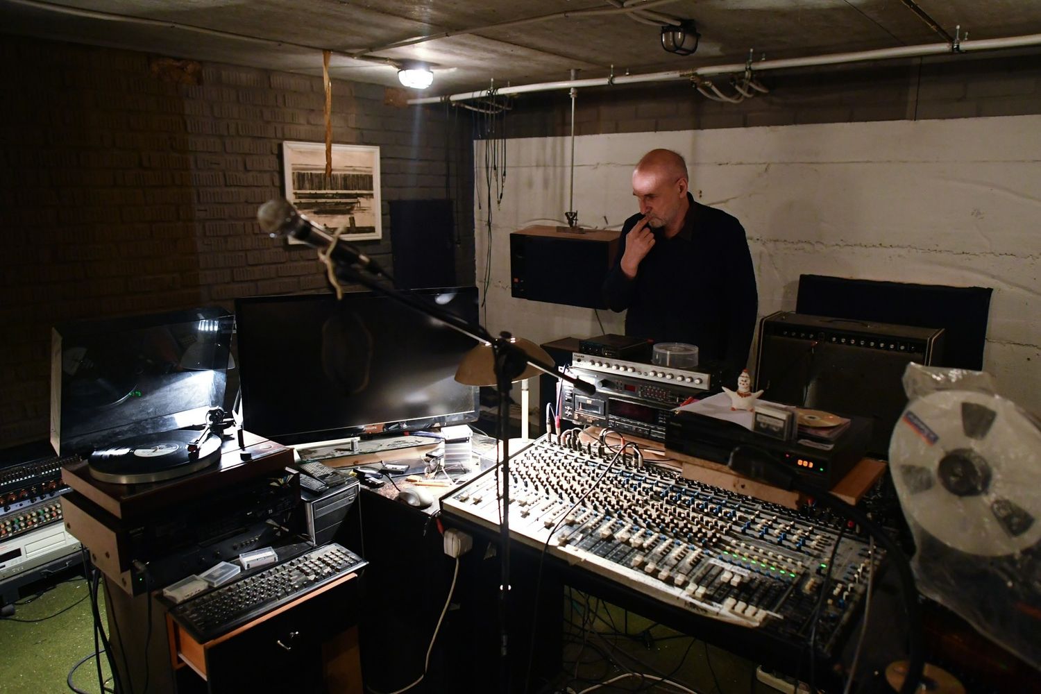 &nbsp;Artista in uno studio di registrazione