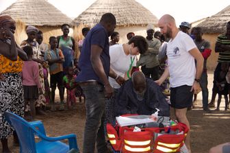 &nbsp;Medici al lavoro all'Health Aid di Saboba, tra Togo e Ghana