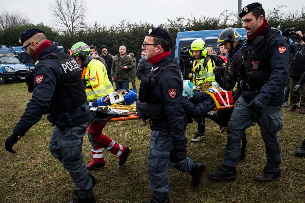 &nbsp; Deragliato un treno tra Segrate e Pioltello, alle porte di Milano. Vigili del Fuoco e Polizia sul posto per le operazioni di soccorso&nbsp;