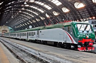 &nbsp;E 464.193 livrea Trenord 2011