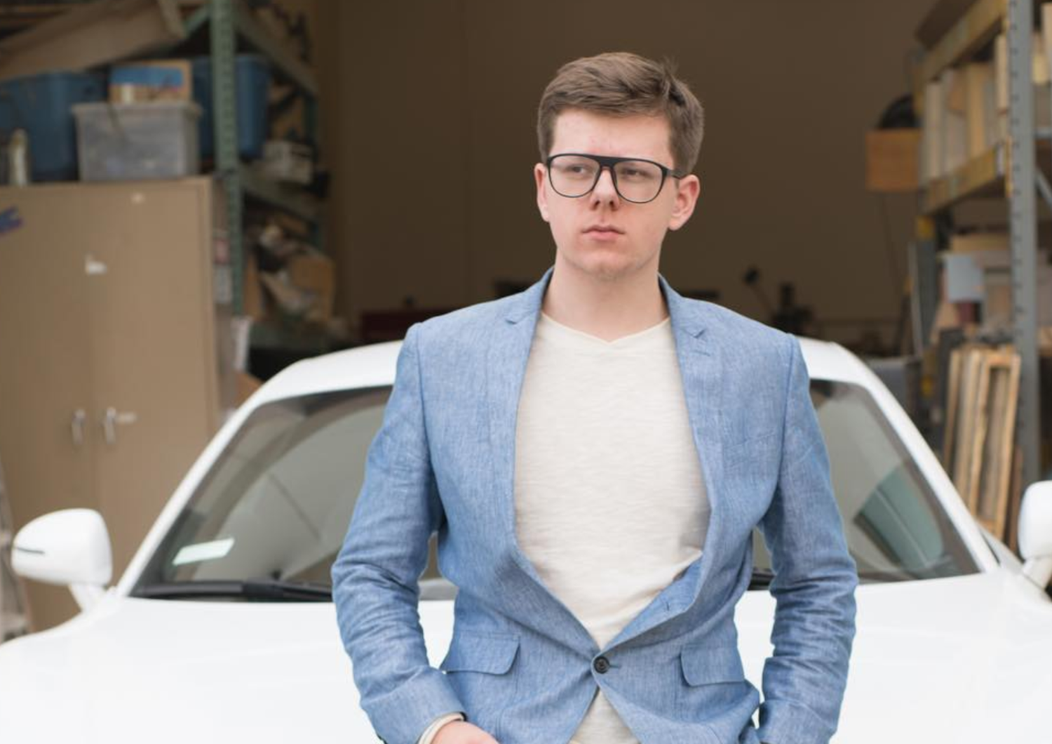 Миллионер в 20 лет. Молодые миллионеры. Молодой миллионер.