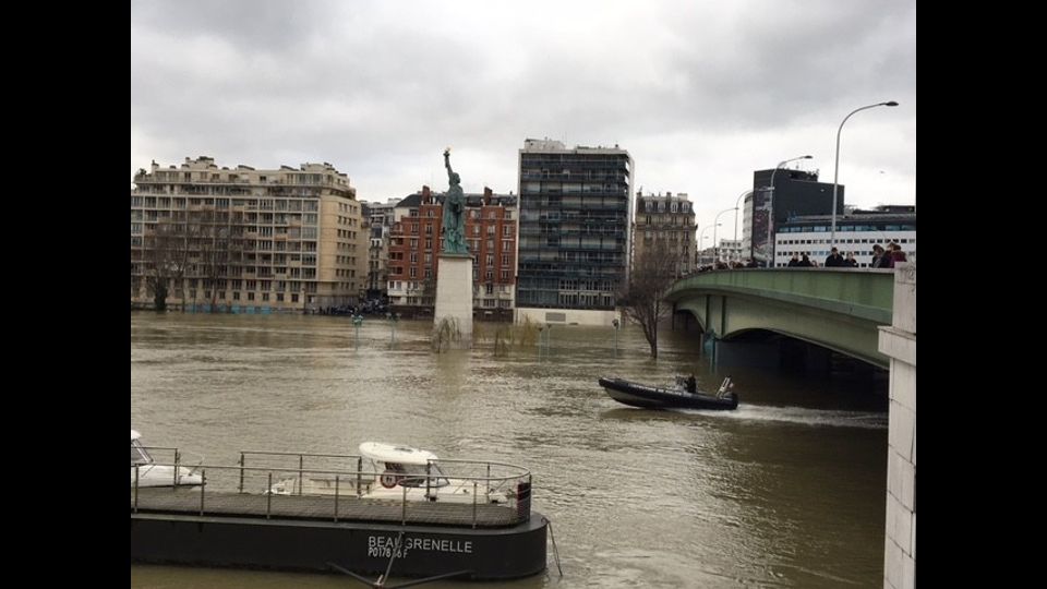 La Senna in piena&nbsp;