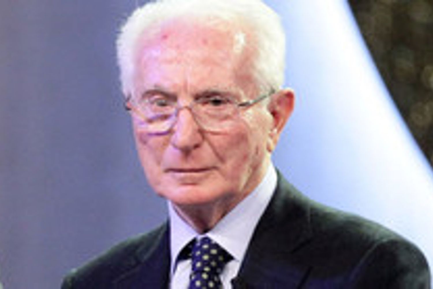 &nbsp;Azeglio Vicini