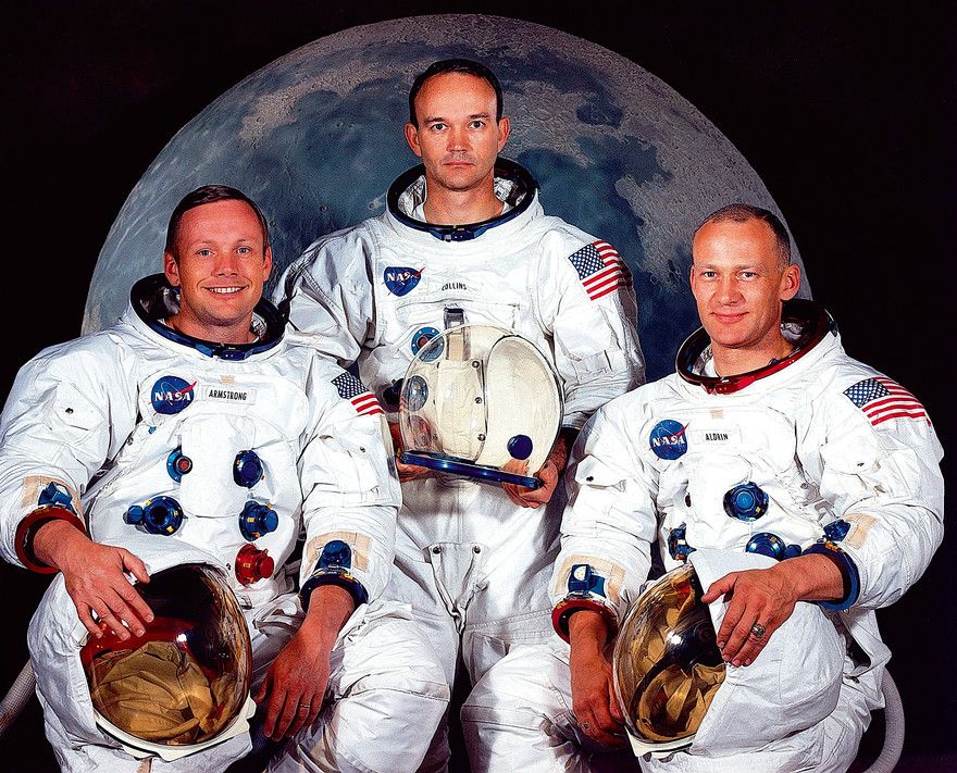 Neil A. Armstrong, Michael Collins e Edwin E. Aldrin Jr., l'equipaggio della missione lunare Apollo 11 nel 1969.&nbsp;