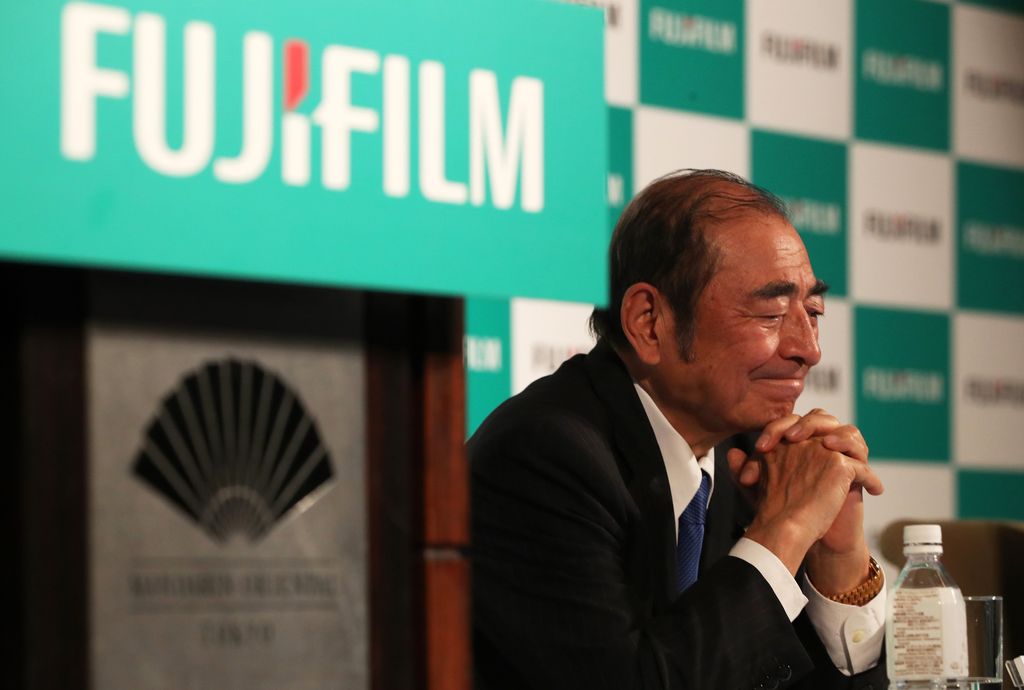 Il presidente giapponese della Fujifilm Holdings Corporation, Shigetaka Komori, durante la conferenza stampa a Tokyo&nbsp;
