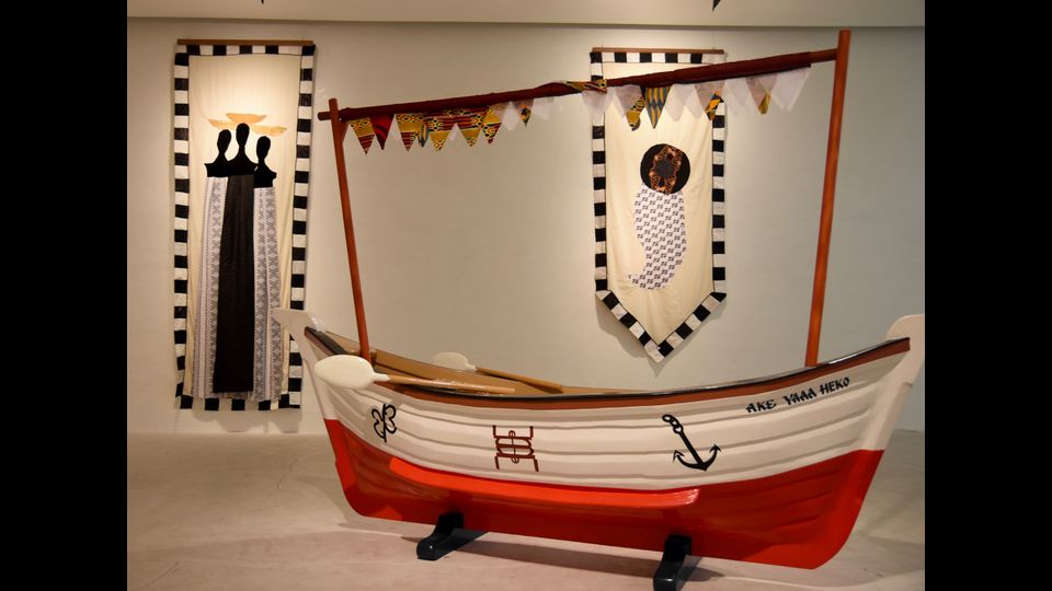 Opere d&rsquo;arte contemporanea, ma sono anche bare. Realizzate ad Accra, in Ghana, dall'artista Paa Joe