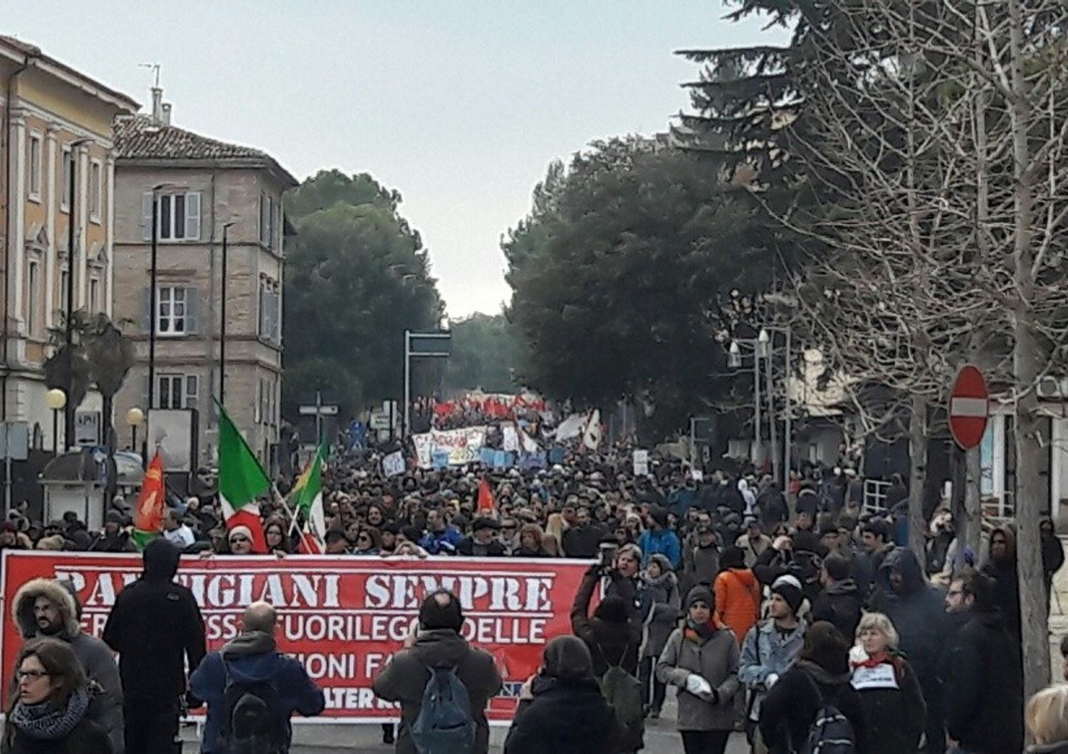 &nbsp;La manifestazione antifascista a Macerata