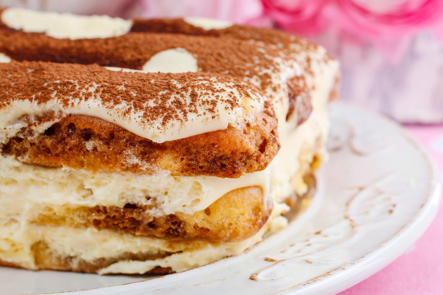 &nbsp; &nbsp;Tiramis&ugrave;, dolci, uova