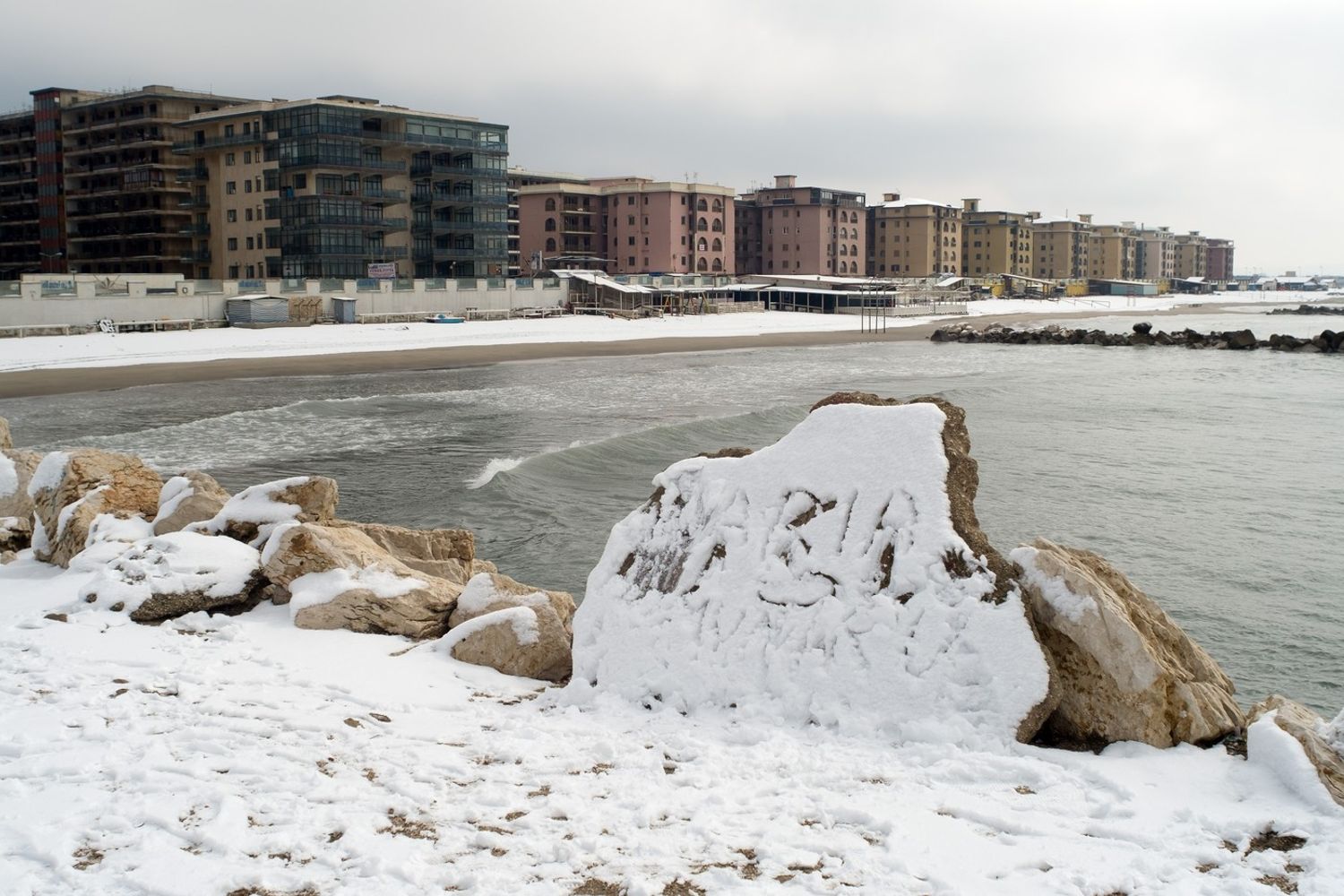 &nbsp;La neve sulla spiaggia di Castel Volturno